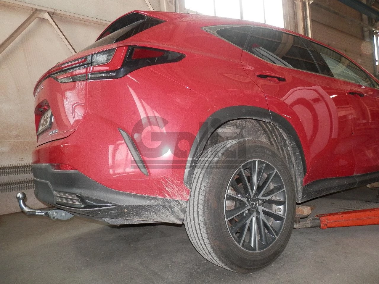 Фаркоп оцинкованный Lexus NX350H 2022-, Lexus NX450H 2022- условно-съемное крепление шара - 4