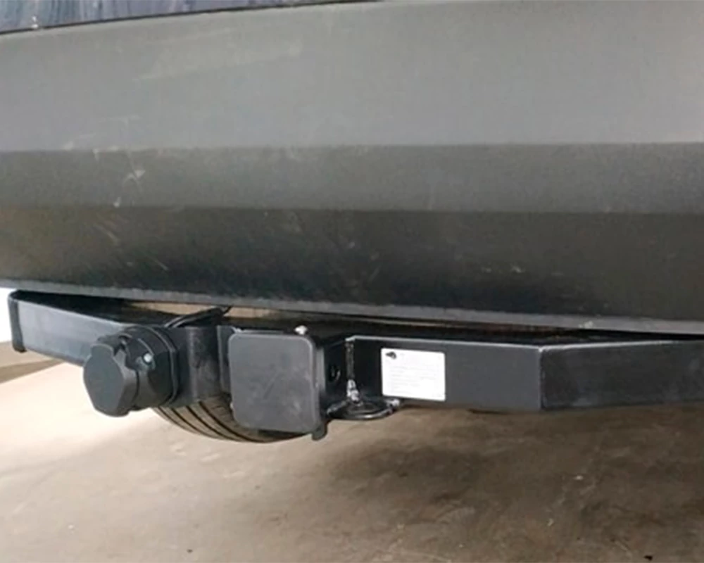 Фаркоп с хромированной накладкой Hyundai Santa Fe 2012-2018, Kia Sorento II XM 2012-2020 съемное крепление шара под американский квадрат - 4