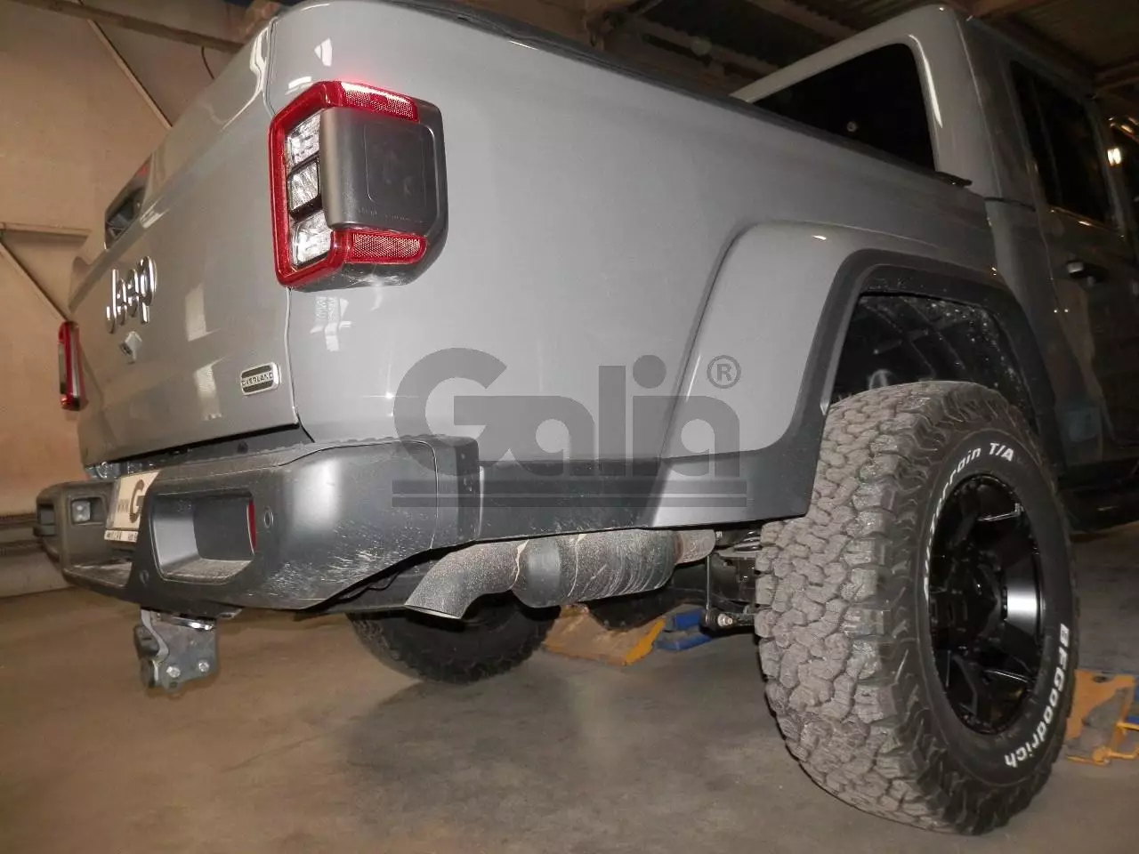 Фаркоп оцинкованный Jeep Gladiator 2019- условно-съемное крепление шара - Фото 1