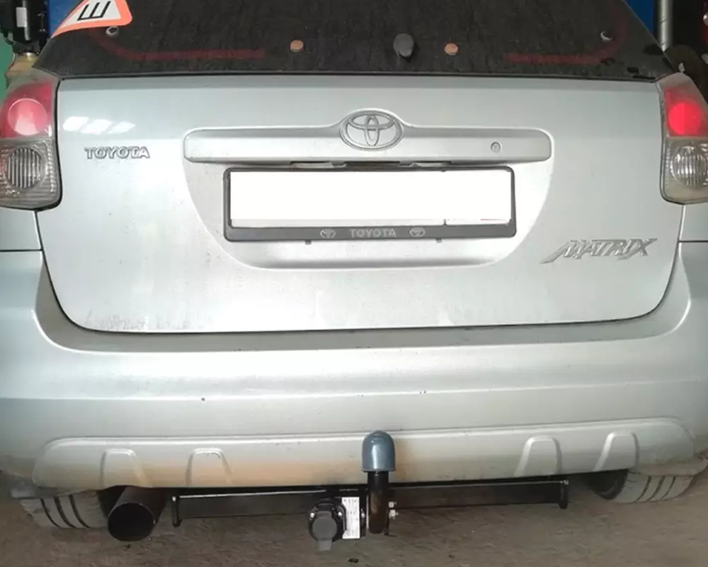 Фаркоп на Toyota Matrix 2003-2014, Voltz Pontiac Vibe (кроме GT 2008-2010) без подрезки бампера. Тип шара: A. Нагрузки: 750/75 кг, масса фаркопа 12,8 - Фото 1